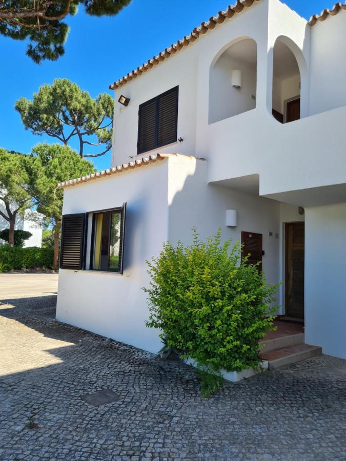 Ferienwohnung Apartamento Solar Dos Pinheiros Quarteira Exterior foto